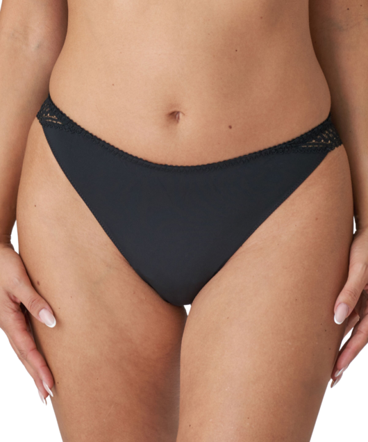 Montara Thong (Black) by Primadonna