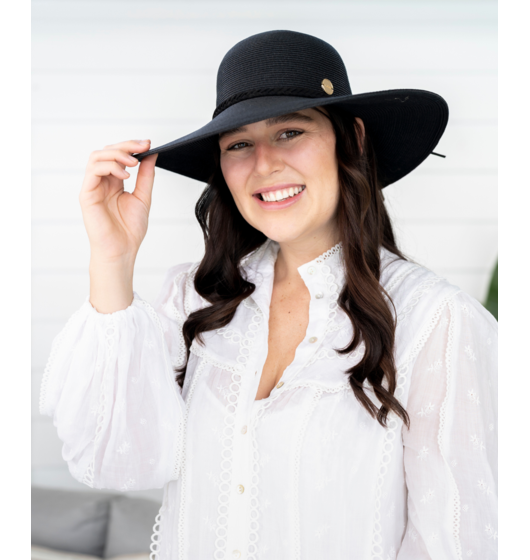 Sundaise Ruby Wide Brim Hat Black